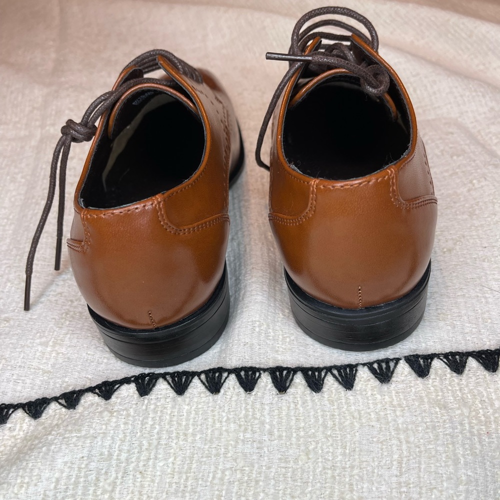 NWOT Stacy Adams Boys Brown Oxfords Dress Shoes Size 1 - Picture 5 of 9